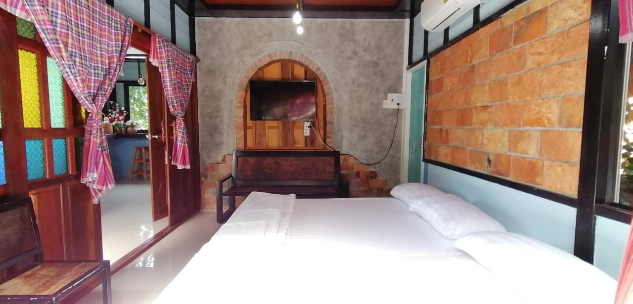 Sun Smile Hostel Ubon Ratchathani Ngoại thất bức ảnh