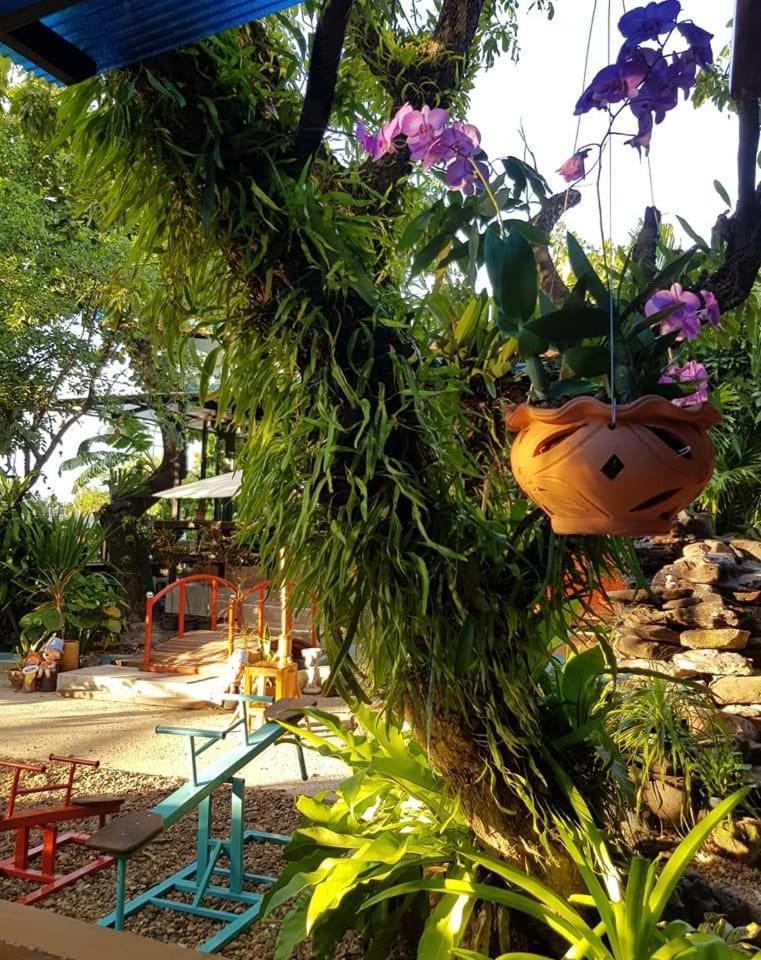 Sun Smile Hostel Ubon Ratchathani Ngoại thất bức ảnh