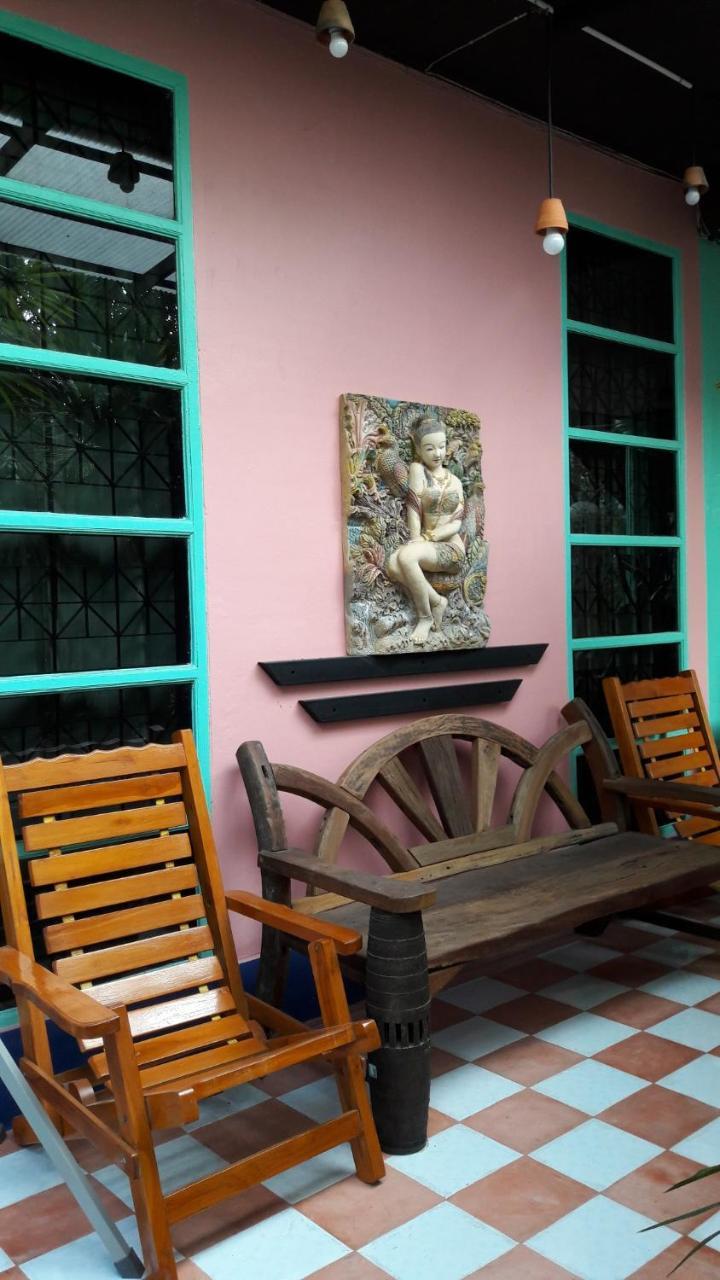 Sun Smile Hostel Ubon Ratchathani Ngoại thất bức ảnh