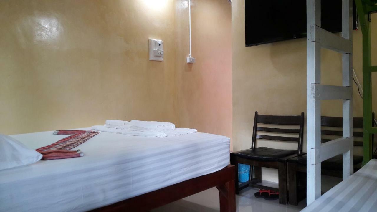 Sun Smile Hostel Ubon Ratchathani Ngoại thất bức ảnh